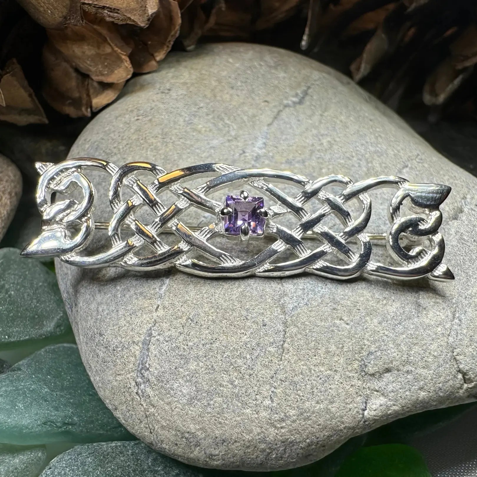 Aranel Amethyst Celtic Knot Brooch