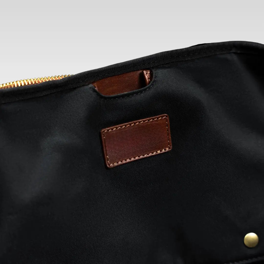 Grand Leather Garment Bag